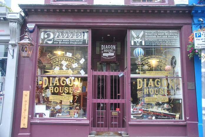 SHOP TOUR: MUSEUM CONTEXT  Harry Potter Inspired Shop, Scotland 
